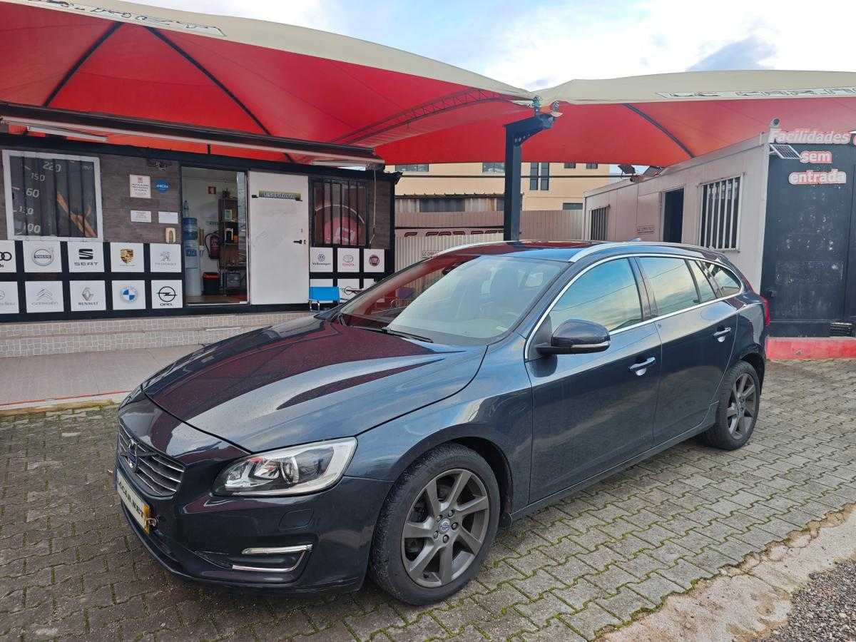 Volvo V60 2.0 D4 Summum Geartronic