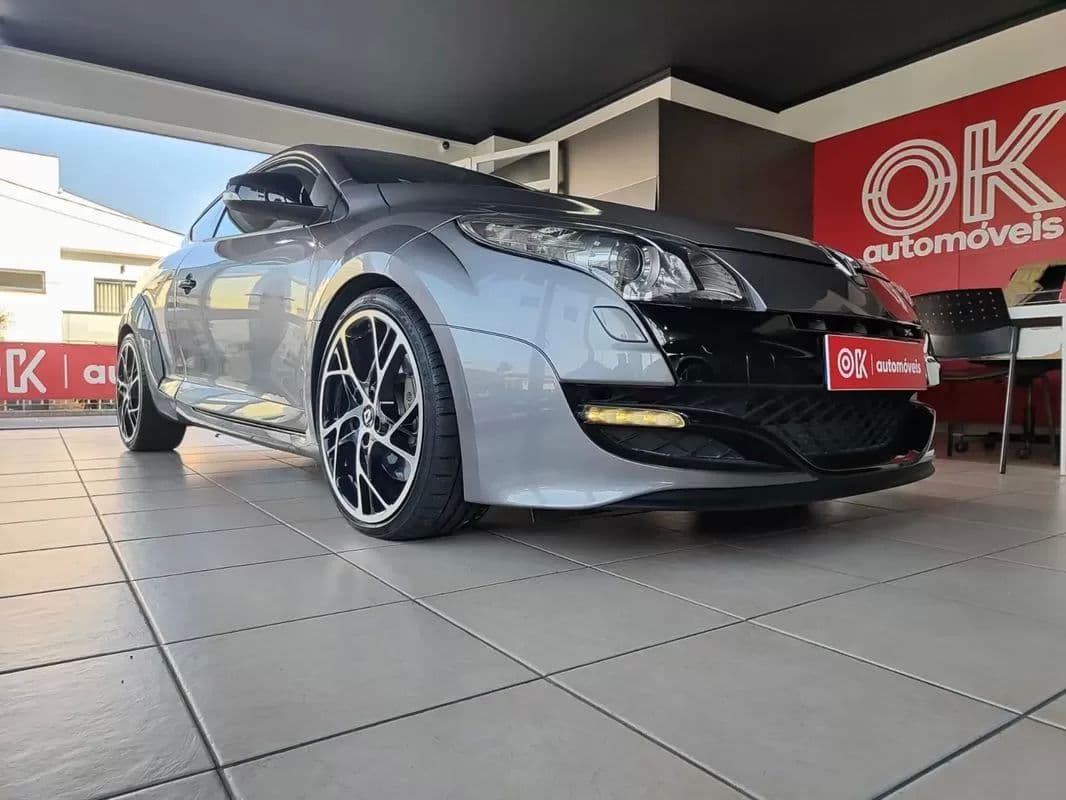 Renault Mégane Coupe 2.0 T 16V RS