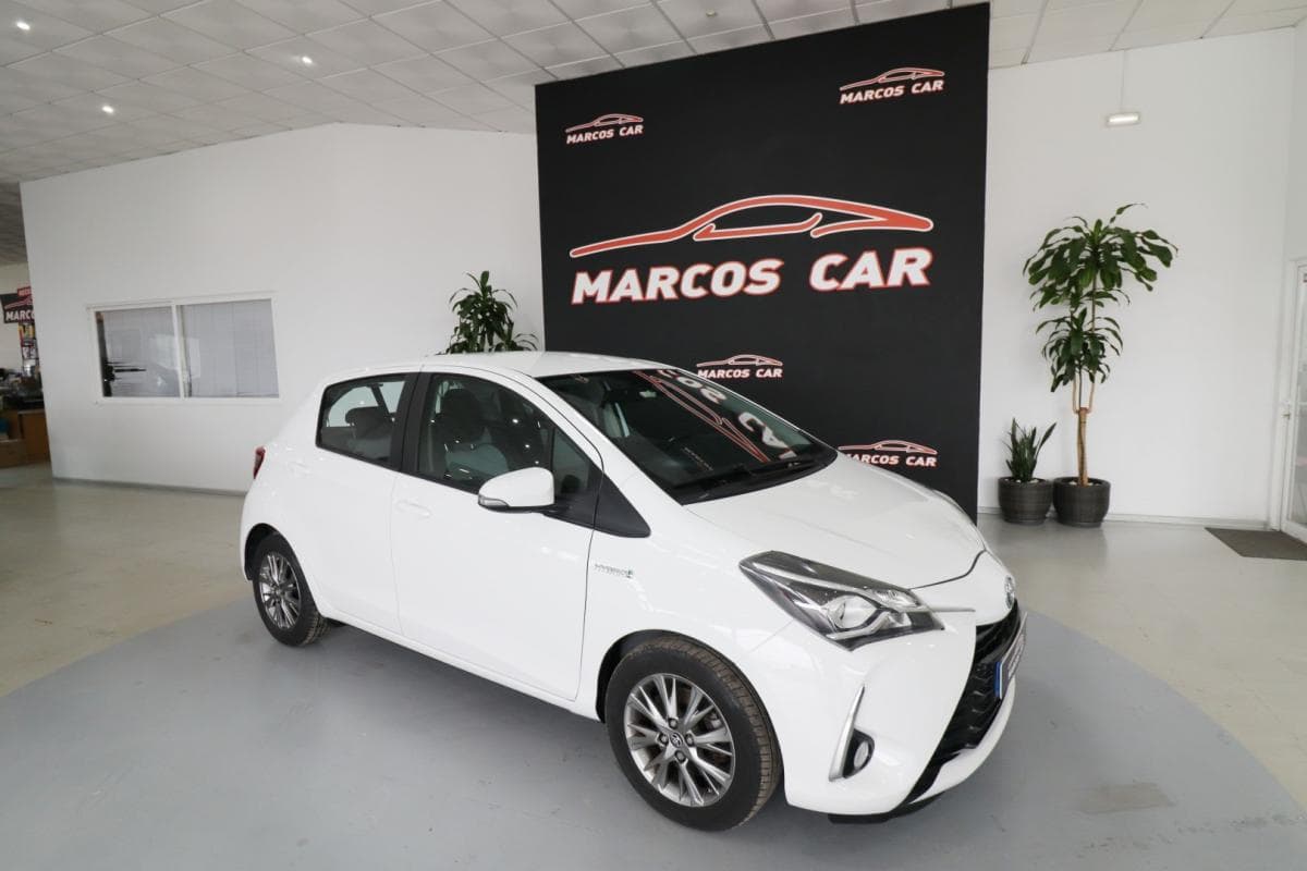 Toyota Yaris 1.5 HSD Active