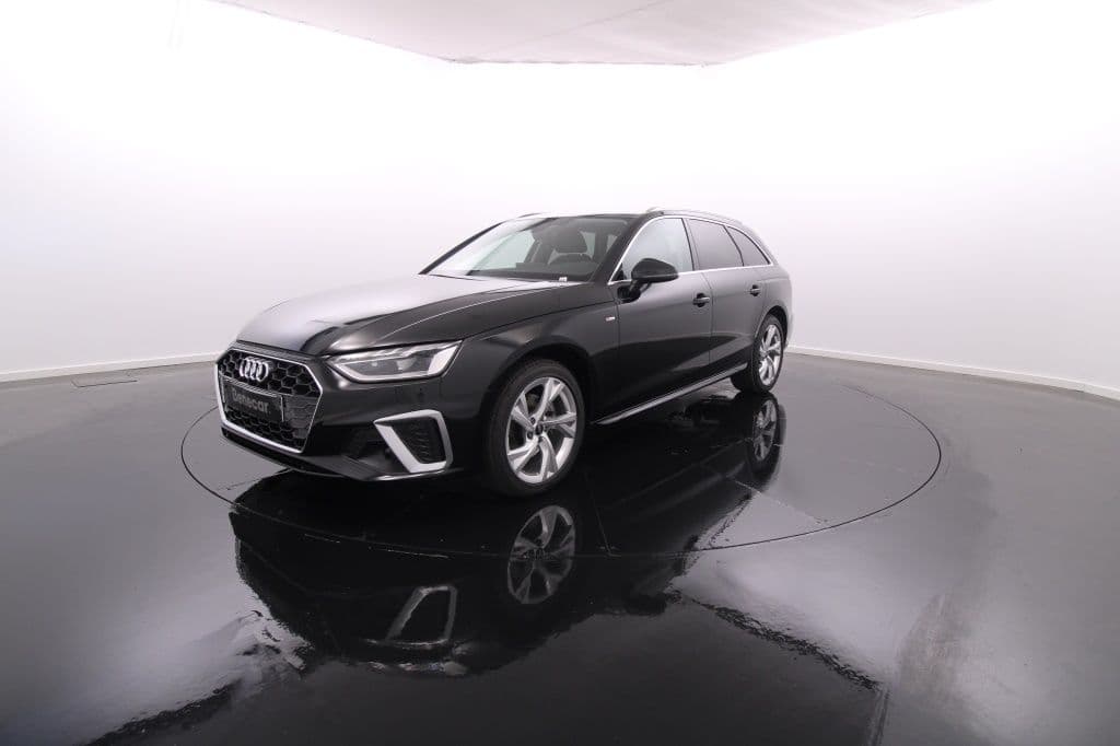 Audi A4 Avant 35 TDI S tronic S line GPS / Vidros Escurecidos / LED / JLL 19