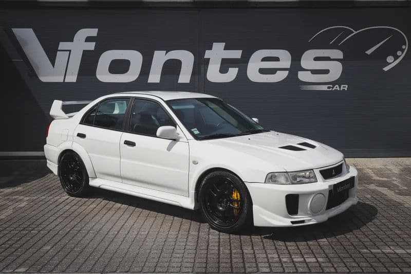 Mitsubishi Lancer EVOLUTION V