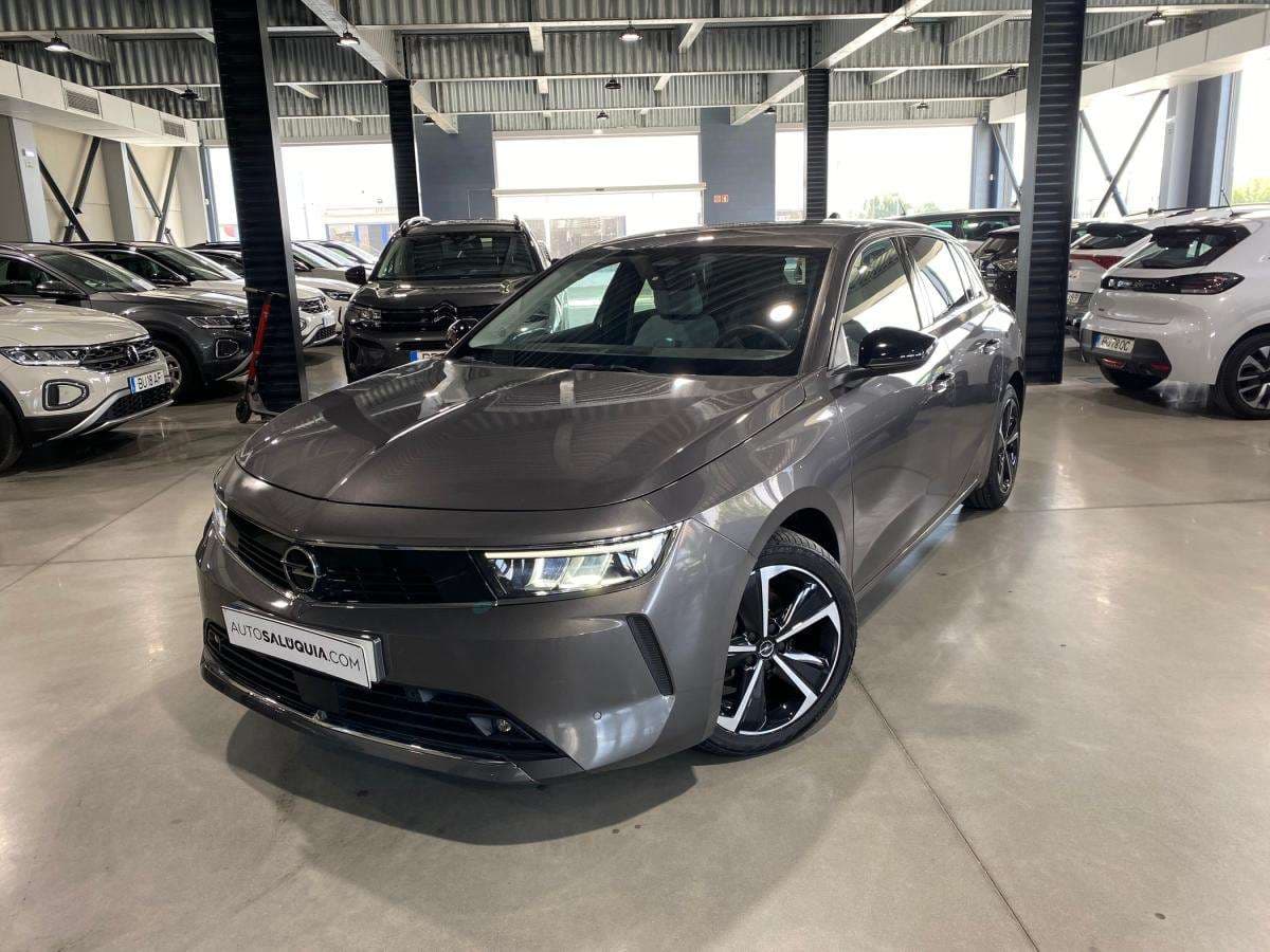 Opel Astra 1.2 T Elegance