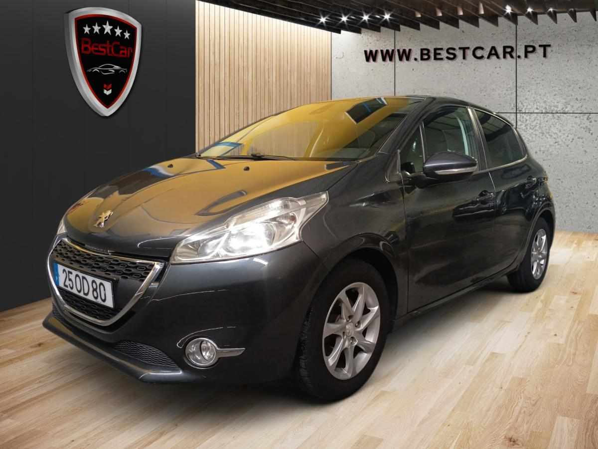 Peugeot 208 1.2 VTi, 82cv