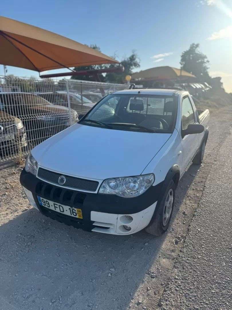 Fiat Strada 1.2