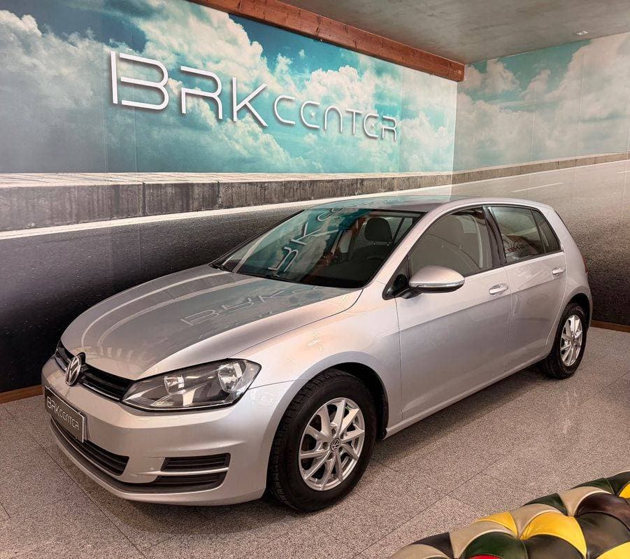 Volkswagen Golf 1.6 TDi Confortline