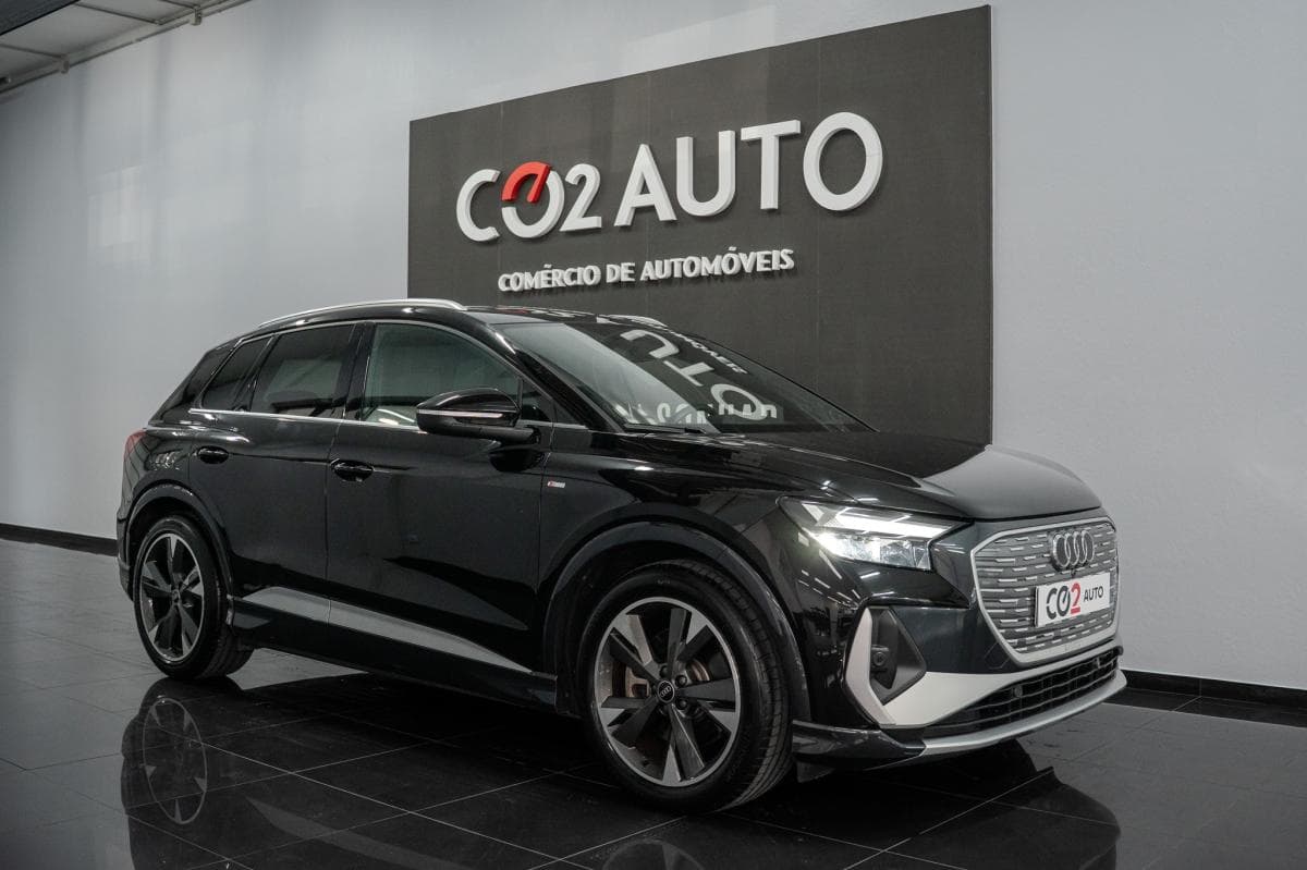 Audi Q4 e-tron 45 82 kWh SE Business