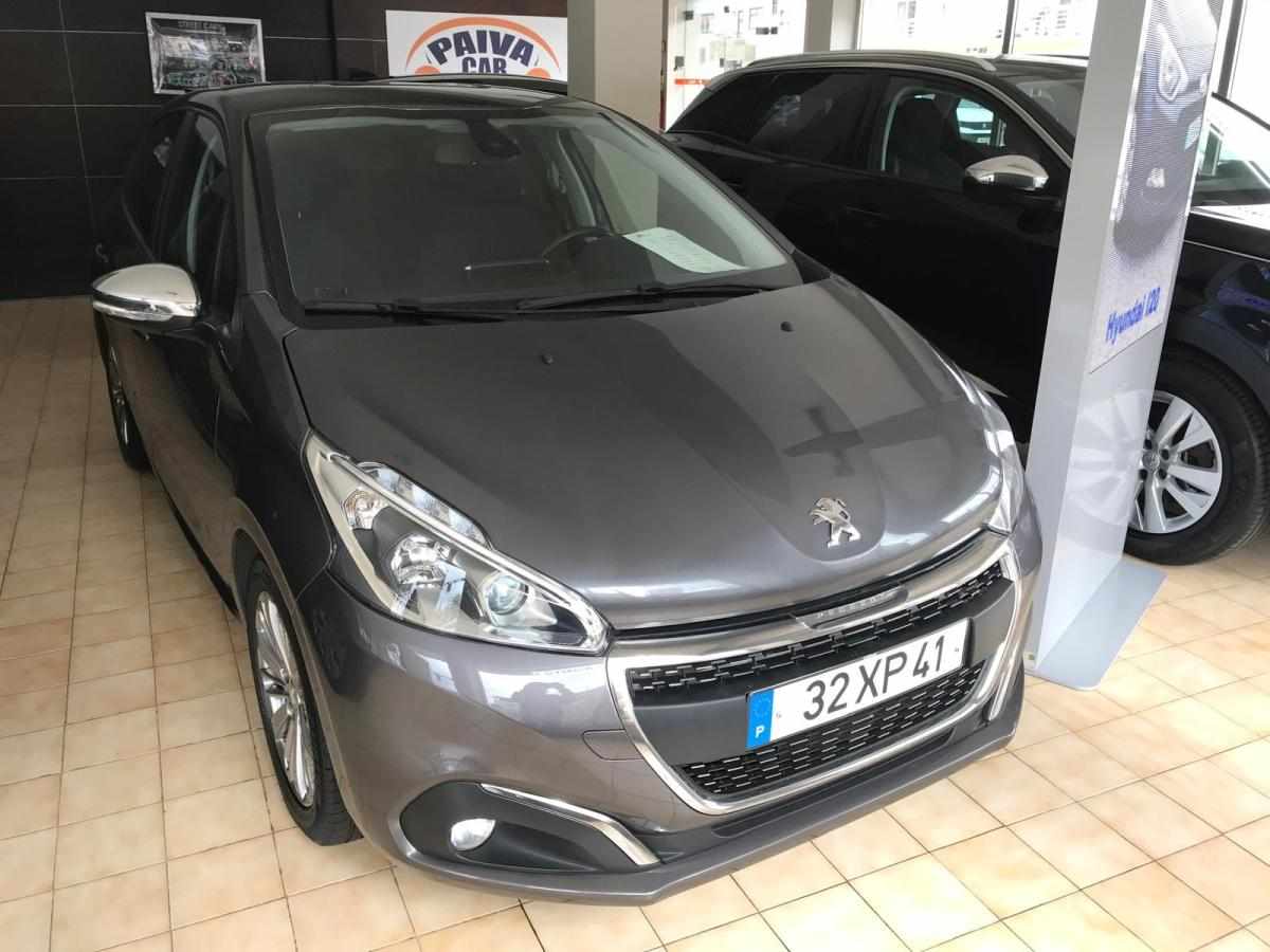 Peugeot 208 1.2 VTi, 83cv