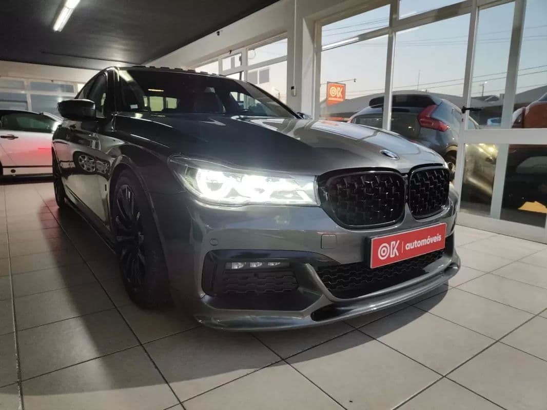 BMW Série 7 740 e iPerformance Pack M