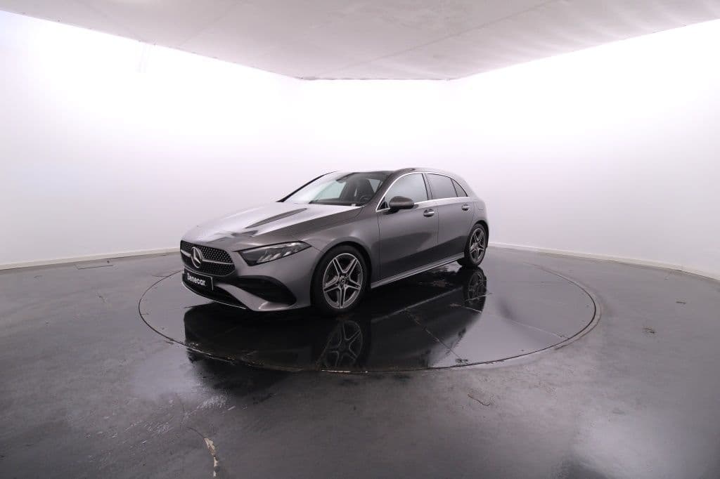 Mercedes-Benz Classe A A 200 AMG Advanced Plus / Vidros Escurecidos
