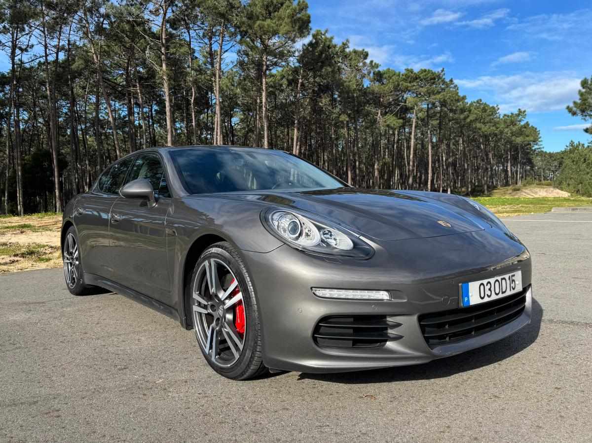 Porsche Panamera 3.0 V6, Cx. A., 250cv