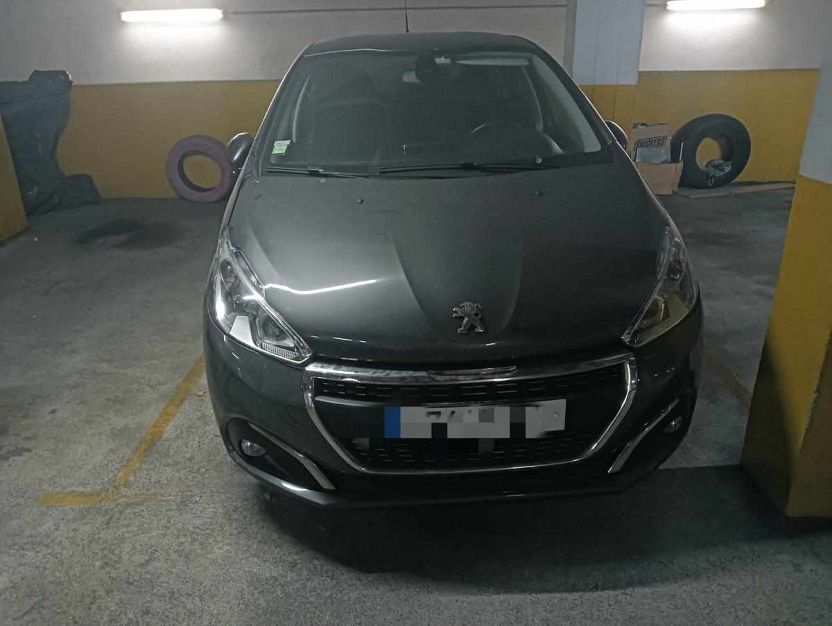 Peugeot 208 1.2 VTi, 82cv