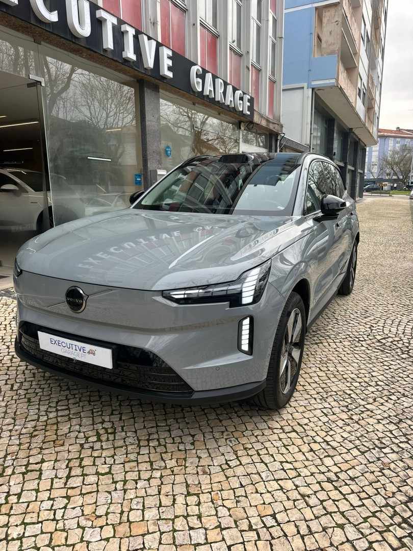 Volvo EX90 104 kWh Single Motor Core