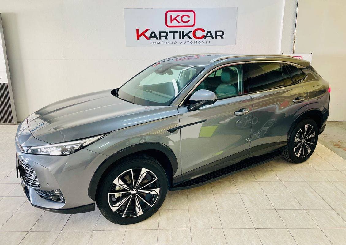 MG HS 1.5 T-GDI Plug-in Hybrid Luxury
