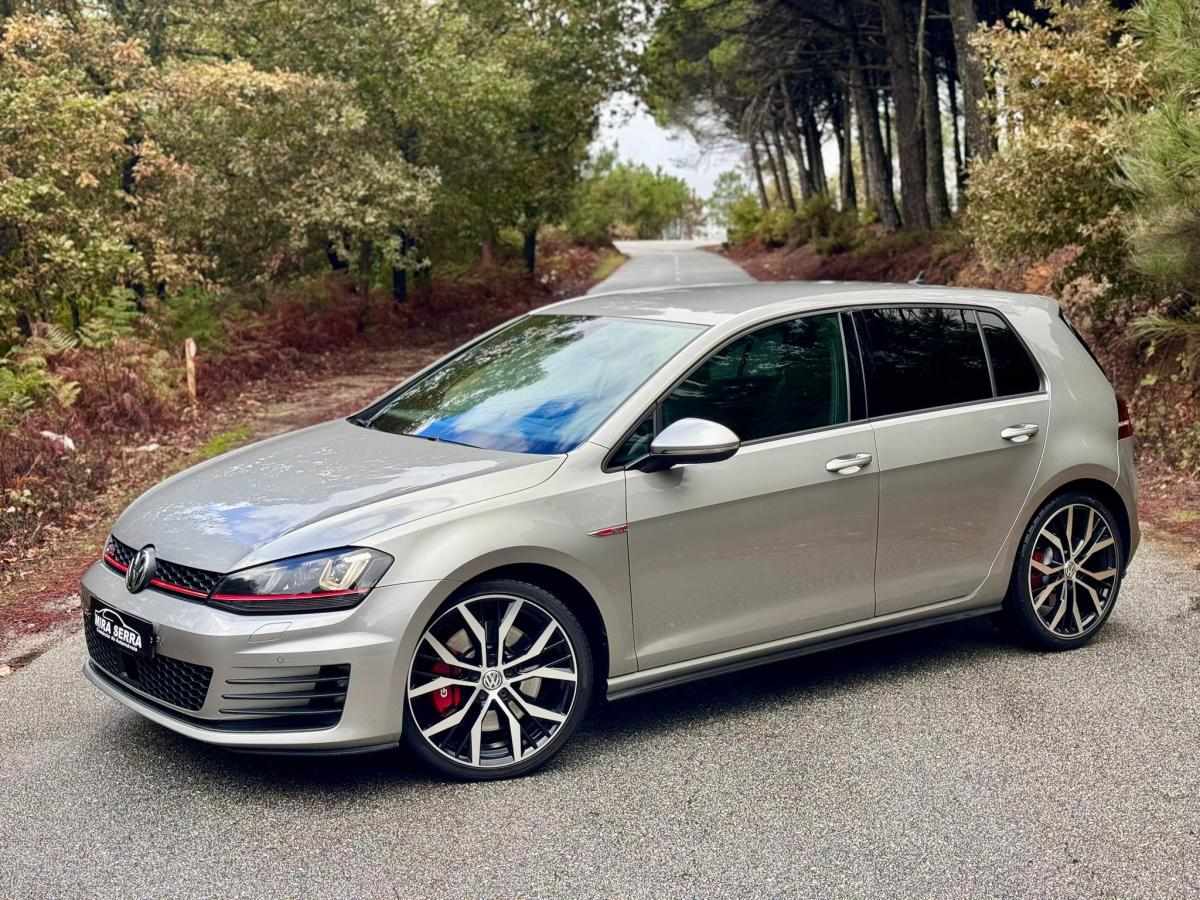 Volkswagen Golf 2.0 TSi GTi DSG Performance