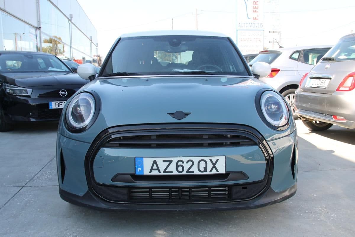 MINI Cooper S Premium Yours Auto