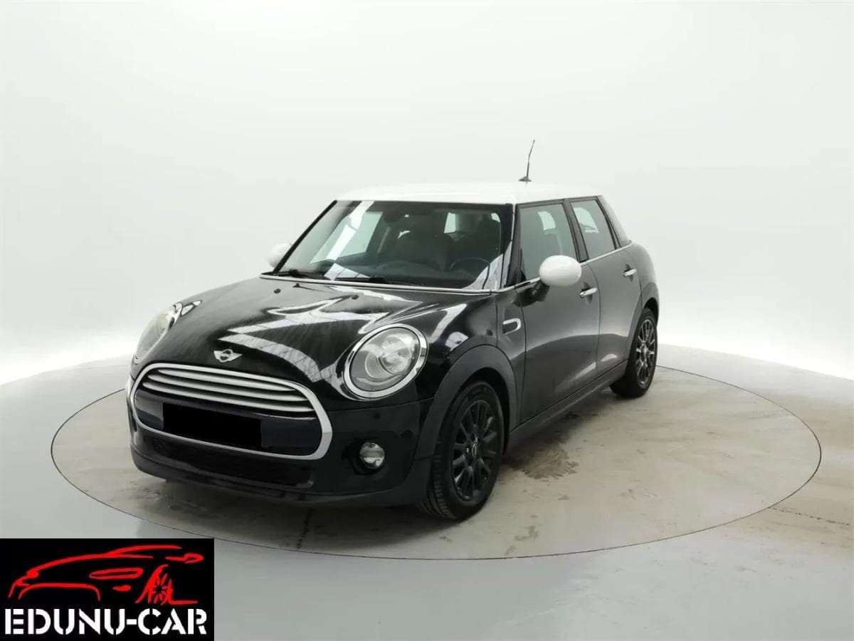 MINI Cooper D Auto