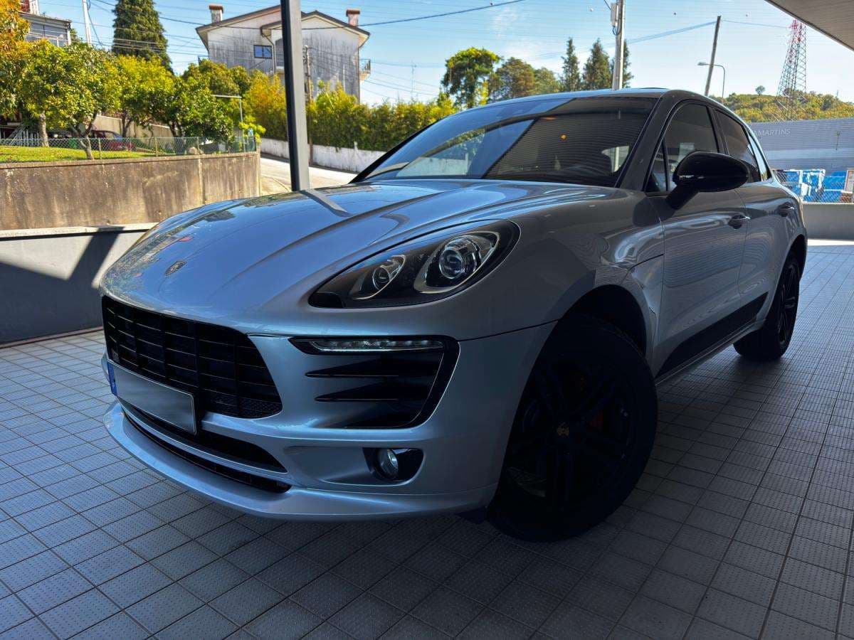 Porsche Macan T