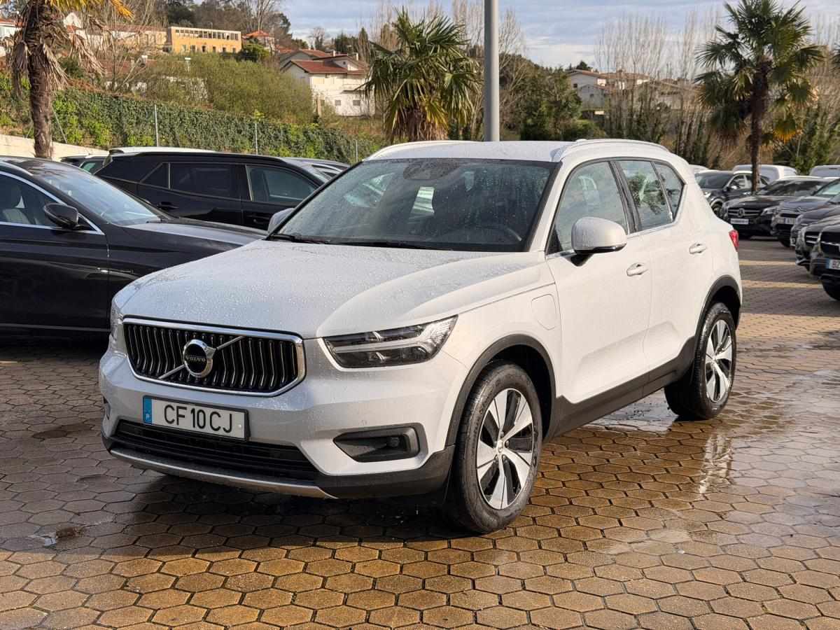 Volvo XC40 1.5 T5 PHEV Momentum