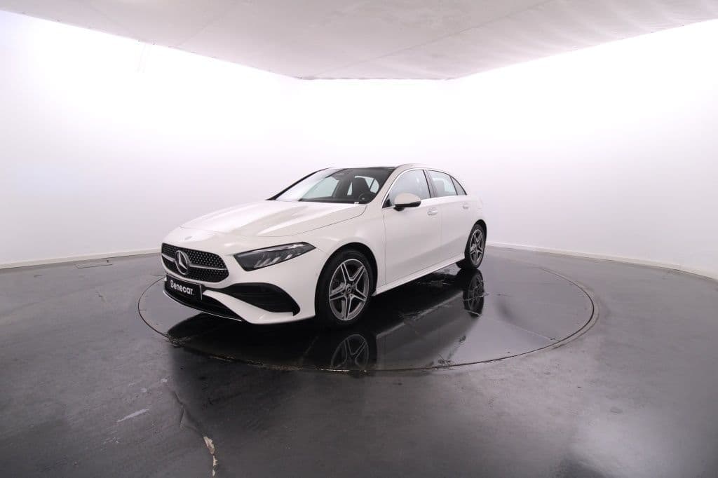 Mercedes-Benz Classe A A 250 e AMG Advanced Plus / Teto de Abrir Panorâmico