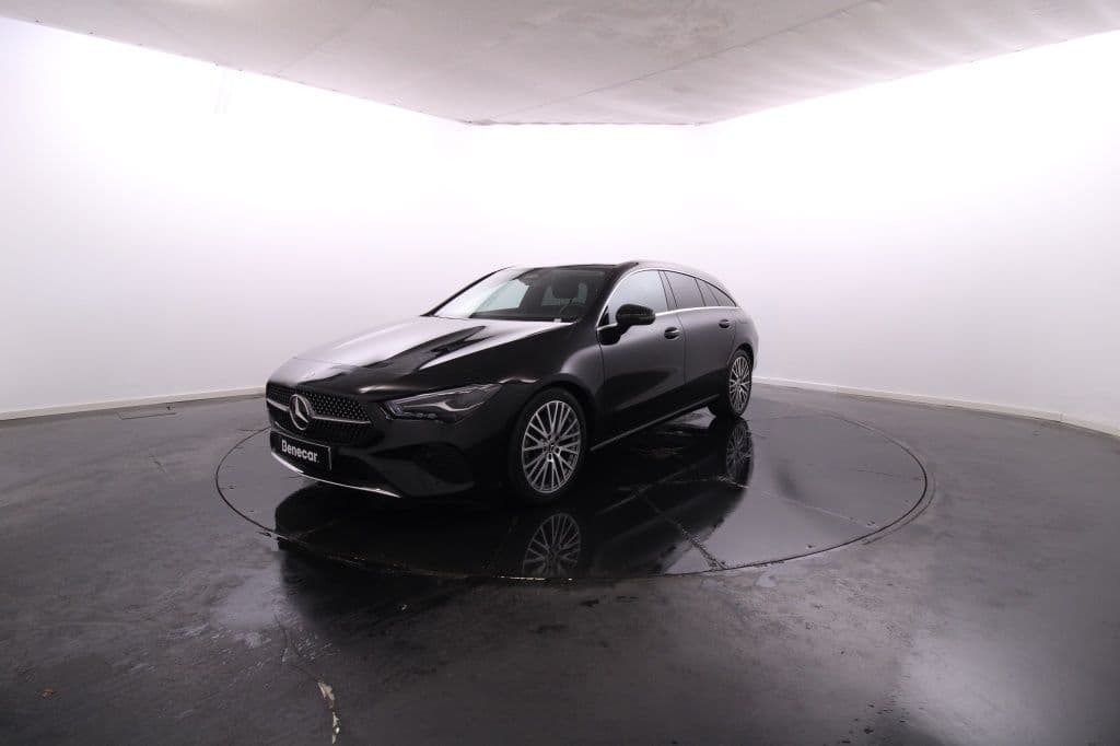 Mercedes-Benz Classe CLA 180 d Shooting Brake Progressive Advanced Cx. Aut. / Vidros Escurecidos
