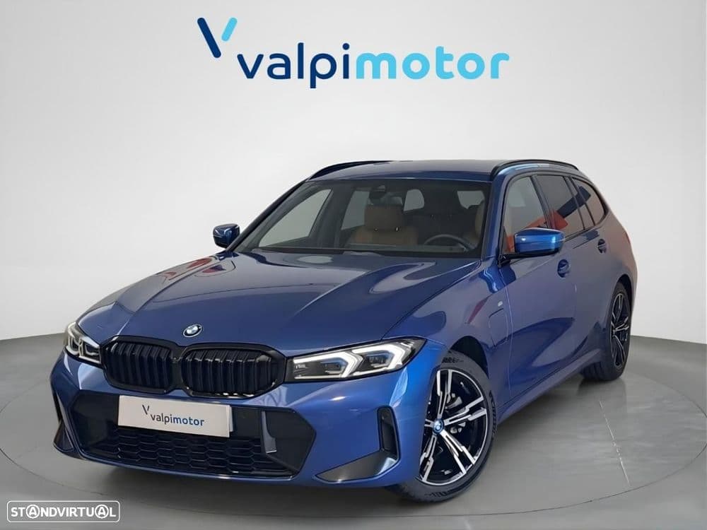 BMW Série 3 e Pack Desportivo M Auto
