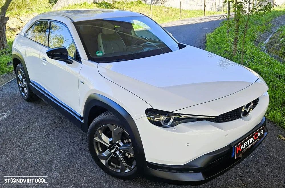 Mazda MX-30 Advantage+ Modern Confidence