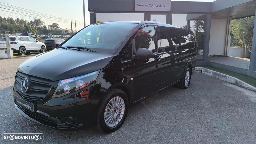 Mercedes-Benz eVito Tourer de 8 lugares.