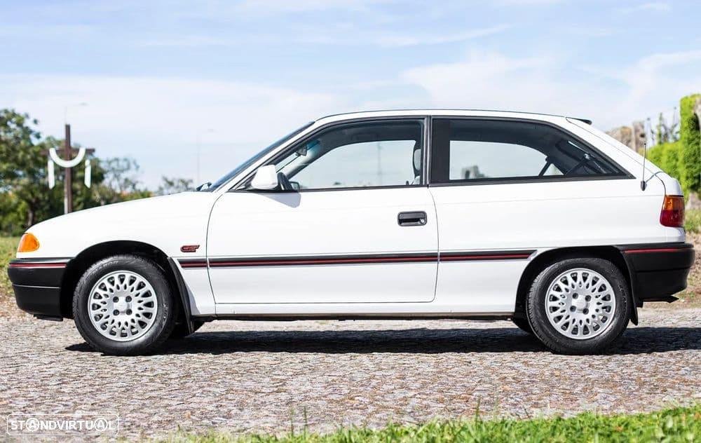 Opel 1.6i GT