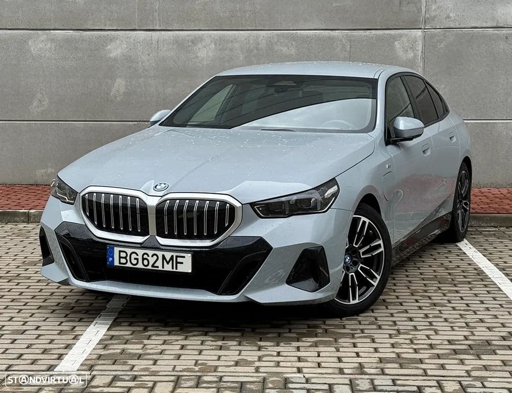 BMW Série 5 e Pack Desportivo M