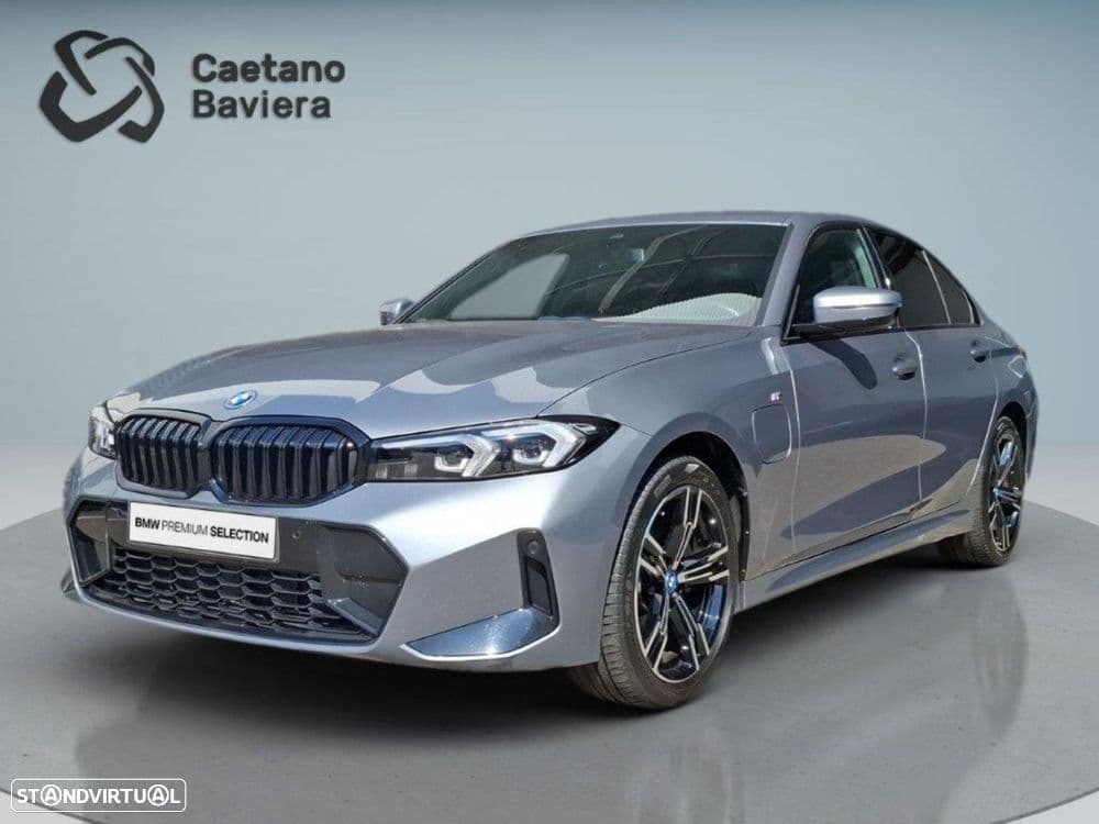 BMW Série 3 e Pack Desportivo M Auto