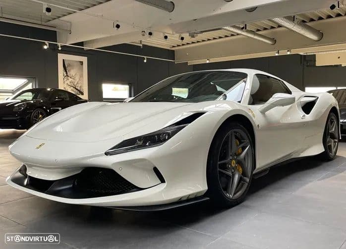 Ferrari único em portugal, combinação fabulosa, exclusiva para o cliente que aprecia pormenores de exclusiv… Spider