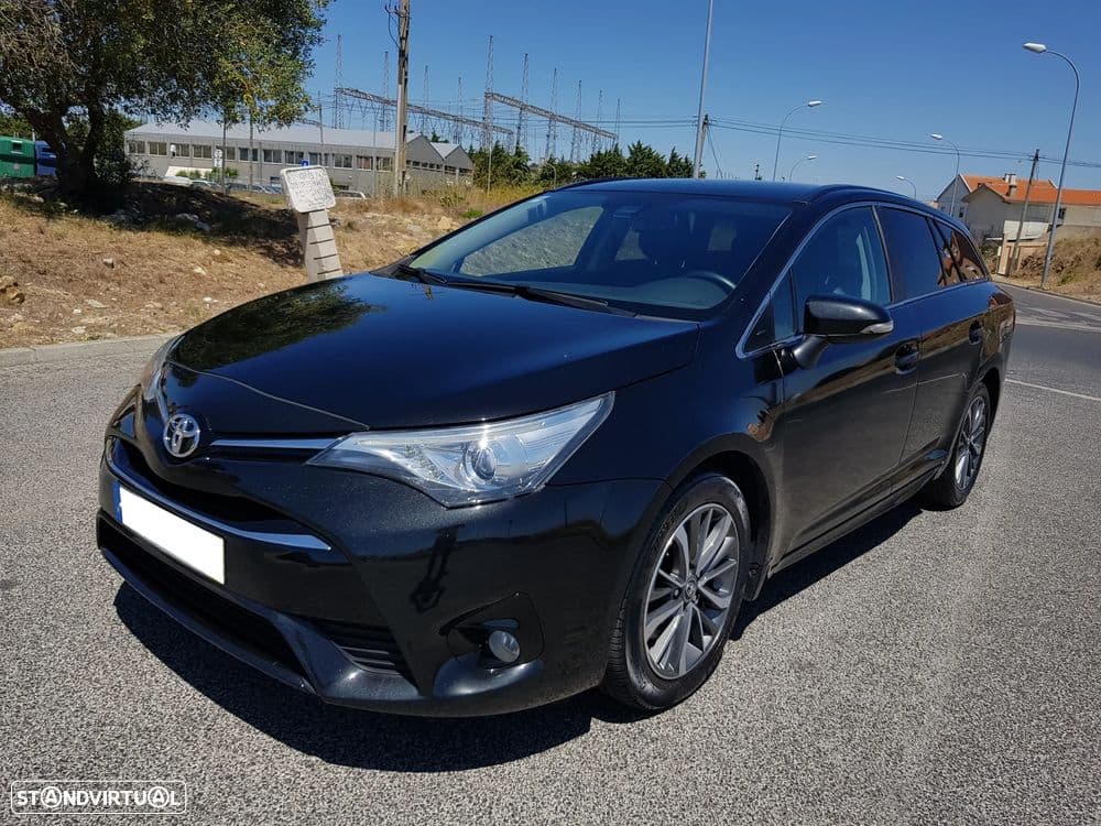 Toyota Avensis Touring Sports 1.6 D-4D Luxury+GPS