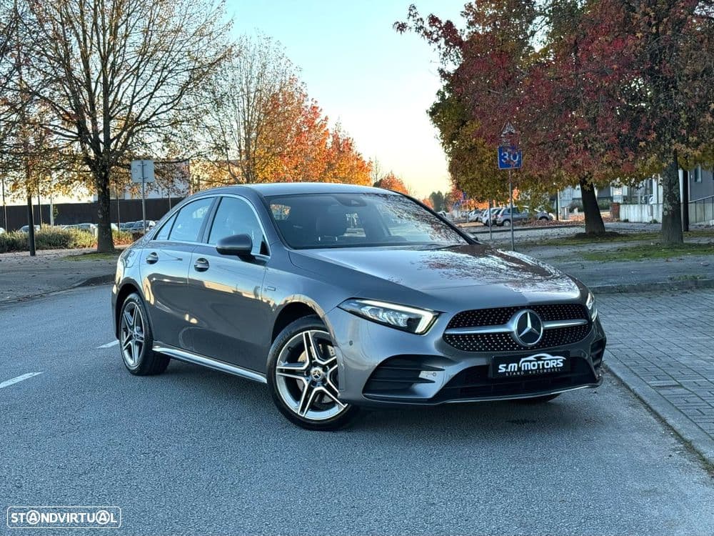 Mercedes-Benz Classe A e 8G-DCT AMG Line