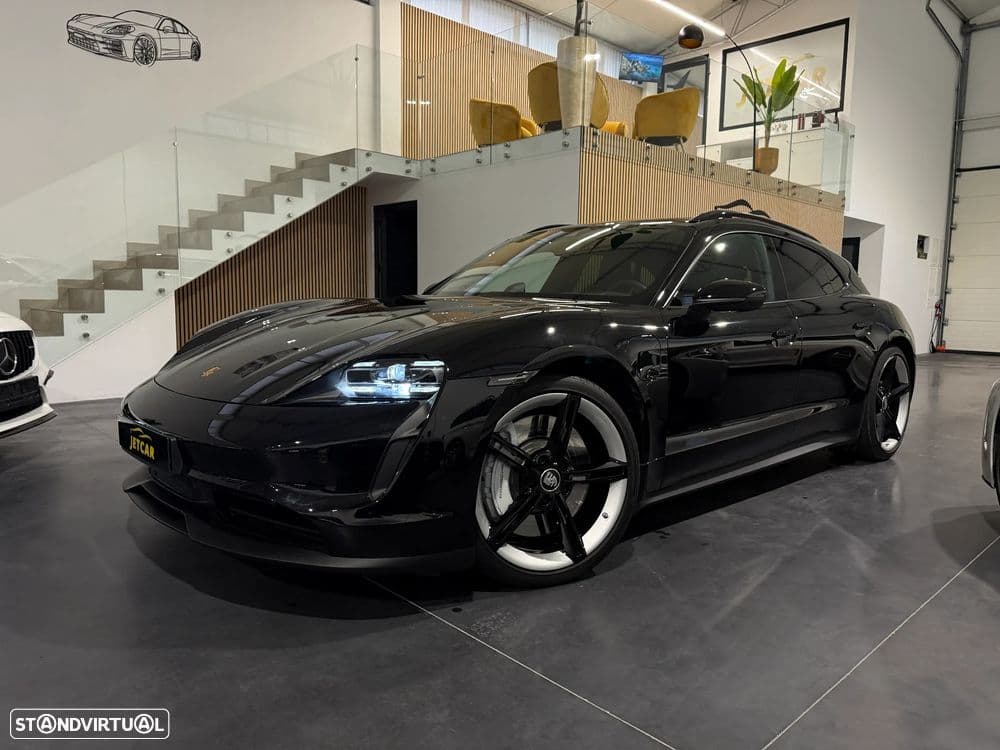 Porsche Taycan Sport Turismo Pacote Sport Chrono