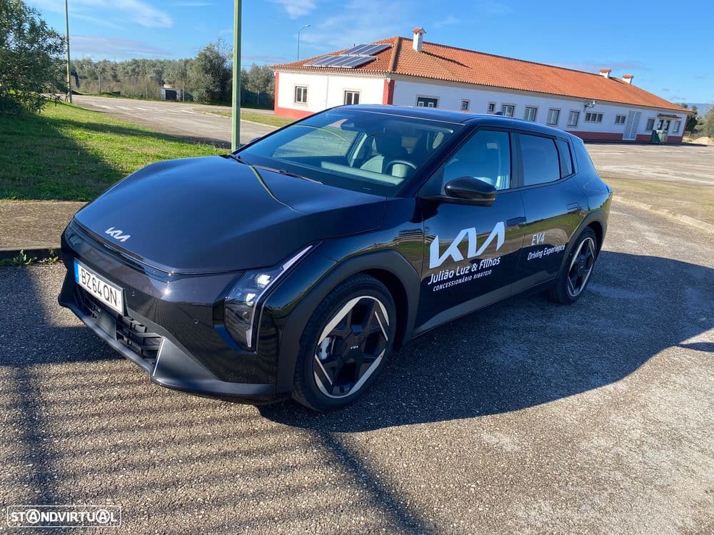 Kia EV4 81.4 kWh Tech