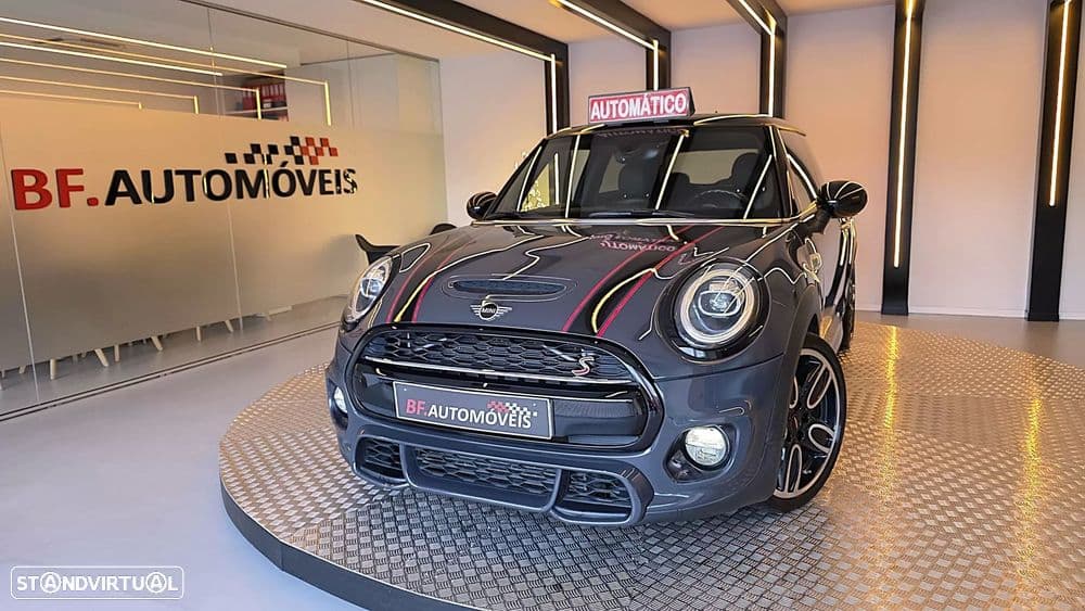 MINI 3 Portas Cooper SD Auto Desportiva