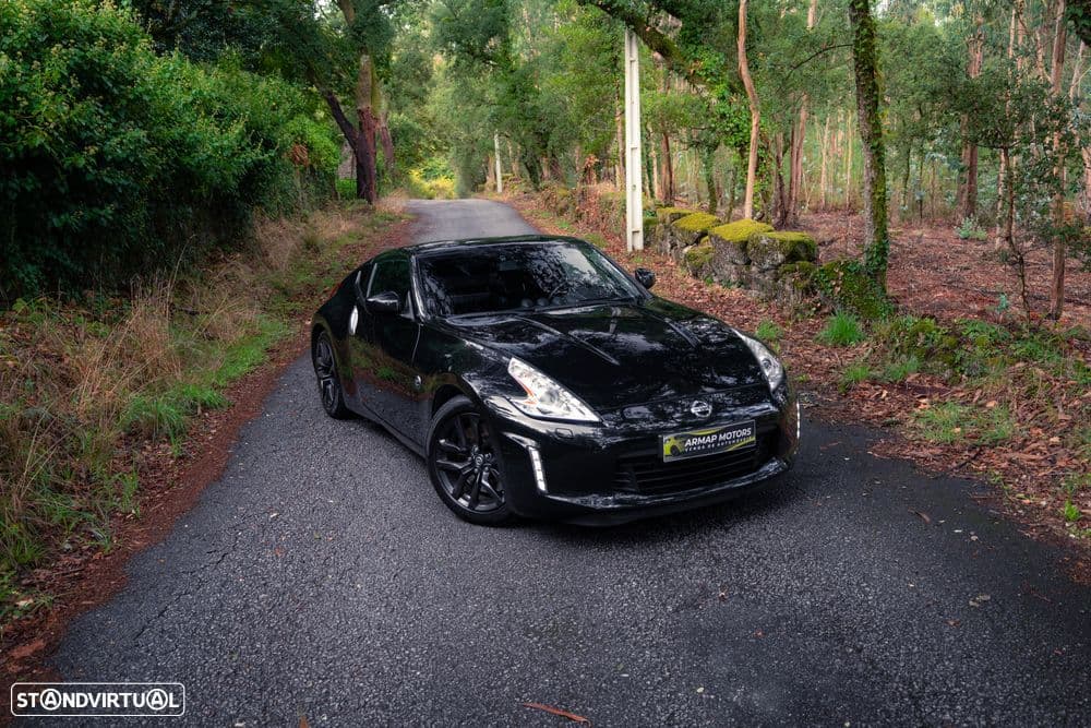 Nissan 370 Z Black Edition