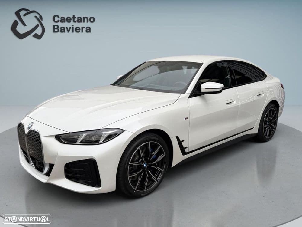 BMW Série i eDrive40 Pack Desportivo M