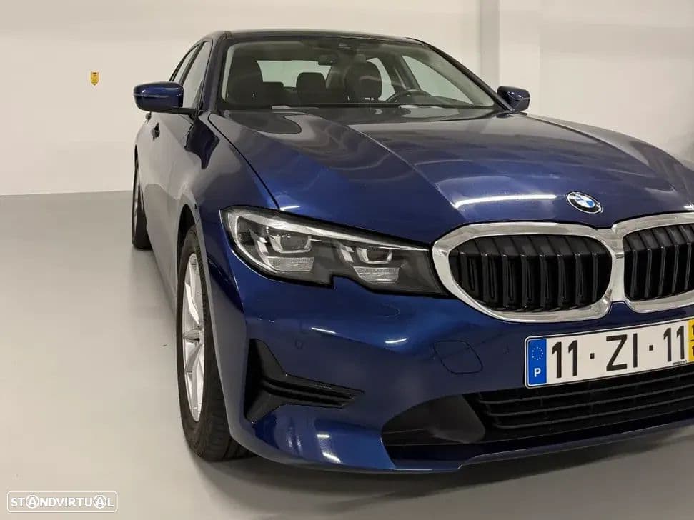 BMW 330e Berlina (G20) e Auto