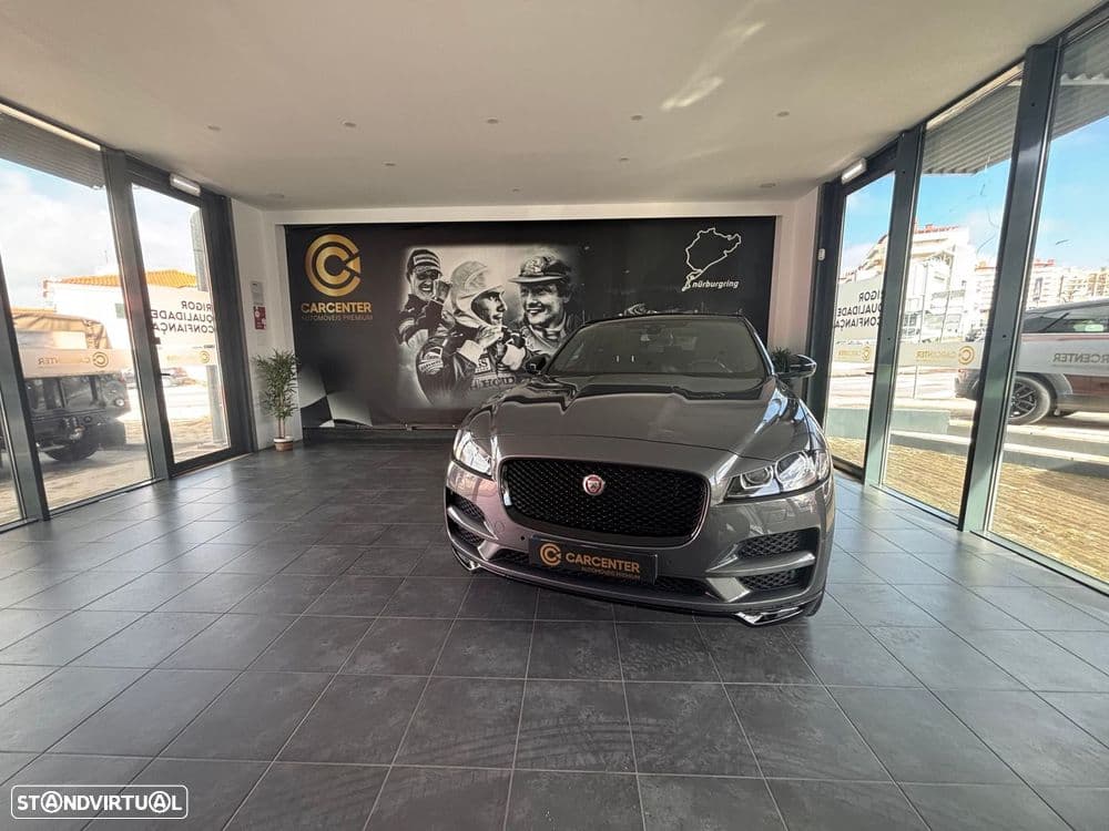 Jaguar F-Pace 2.0 i4D Pure