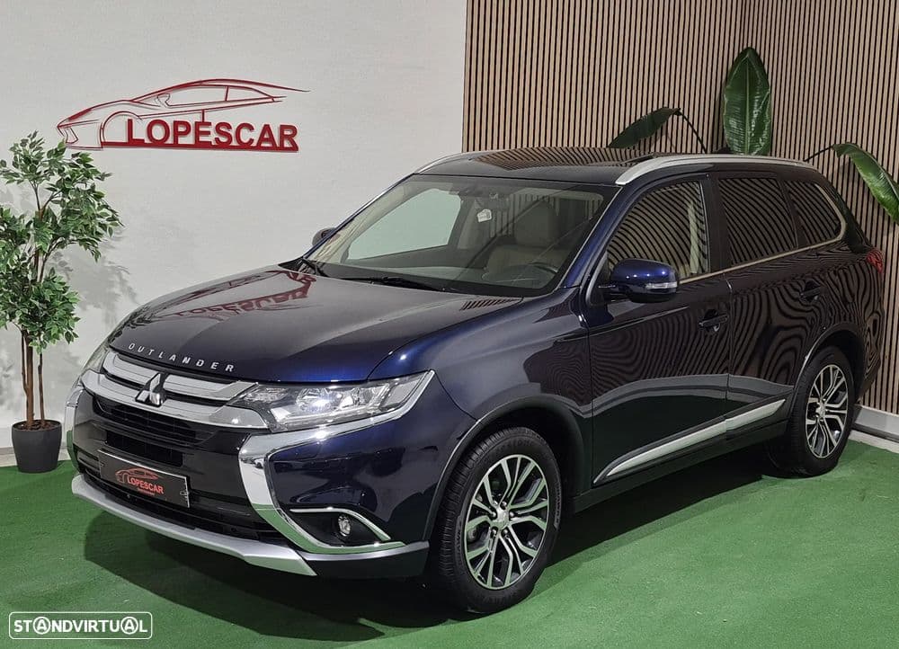 Mitsubishi Outlander 2.2 DI-D Instyle Navi