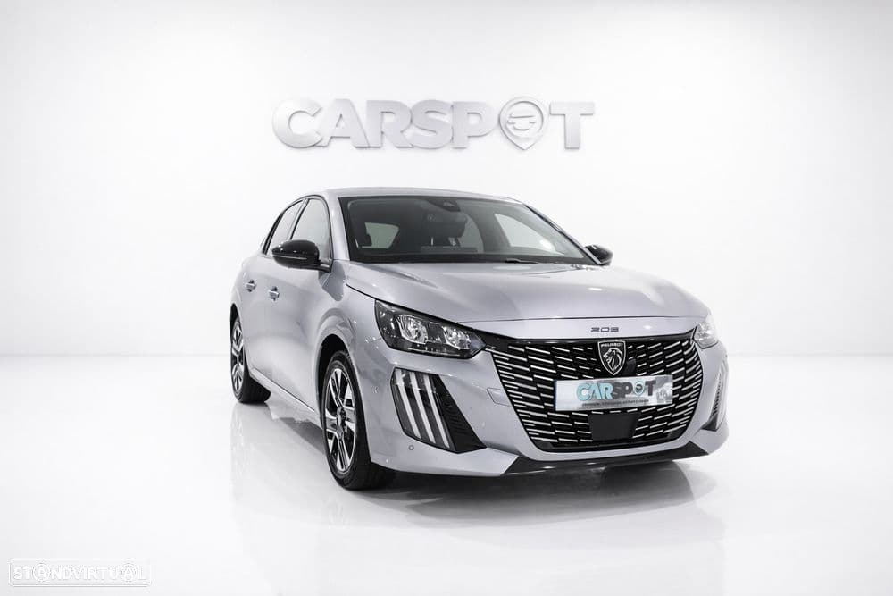 Peugeot 208 facelift com novo design frontal e assinatura LED