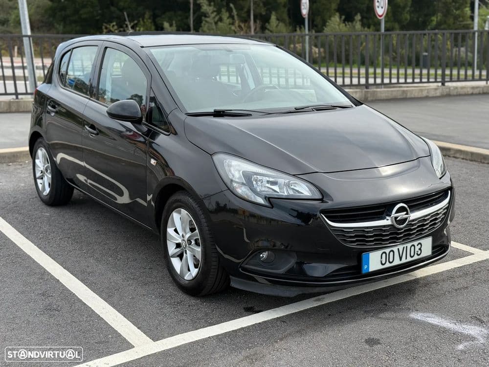Opel Corsa Business Edition com excelente equipamento: