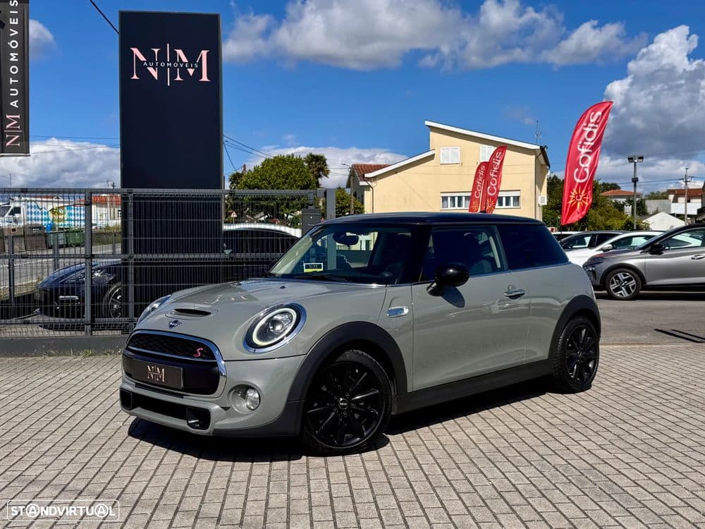 MINI 3 Portas Cooper SD Aut.
