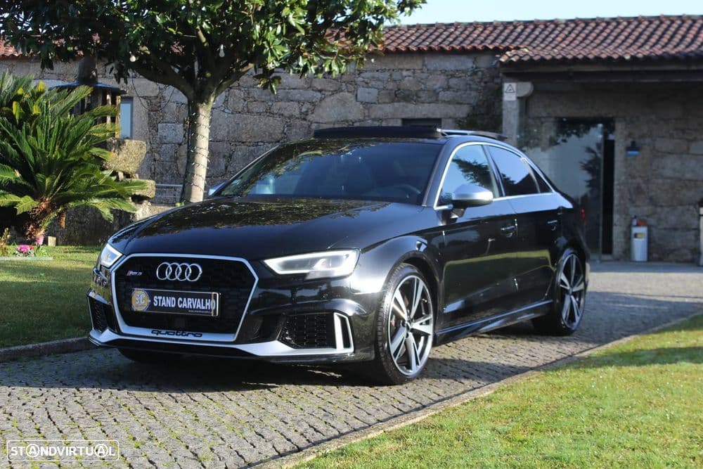 Audi RS3 Limousine 2.5 TFSI quattro S tronic