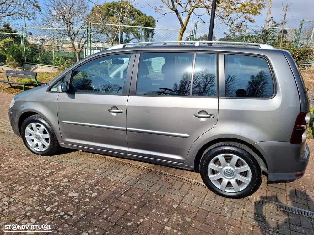 Volkswagen Touran 2.0 TDI Highline 7L