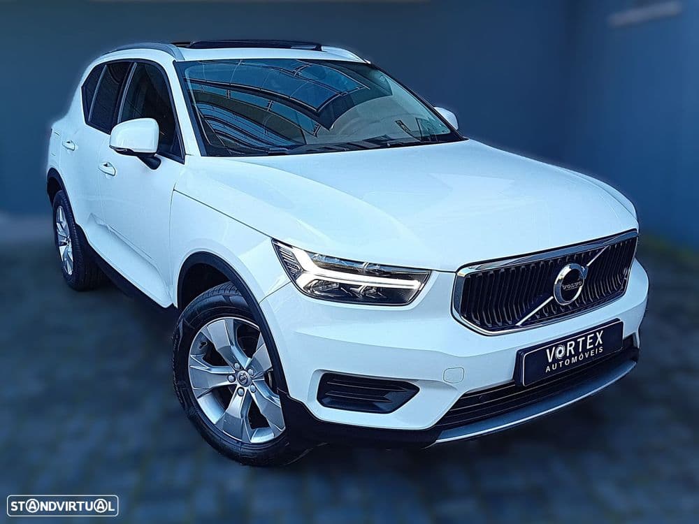 Volvo XC 40 1.5 T3 Momentum Tech Edition