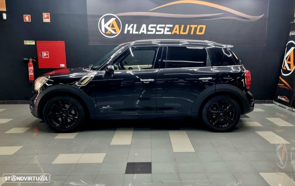 MINI Countryman ver-cooper-s-all4-aut-
