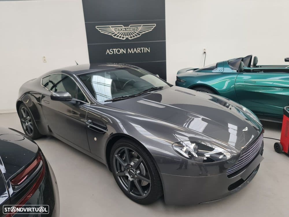 Aston Martin Vantage Coupe