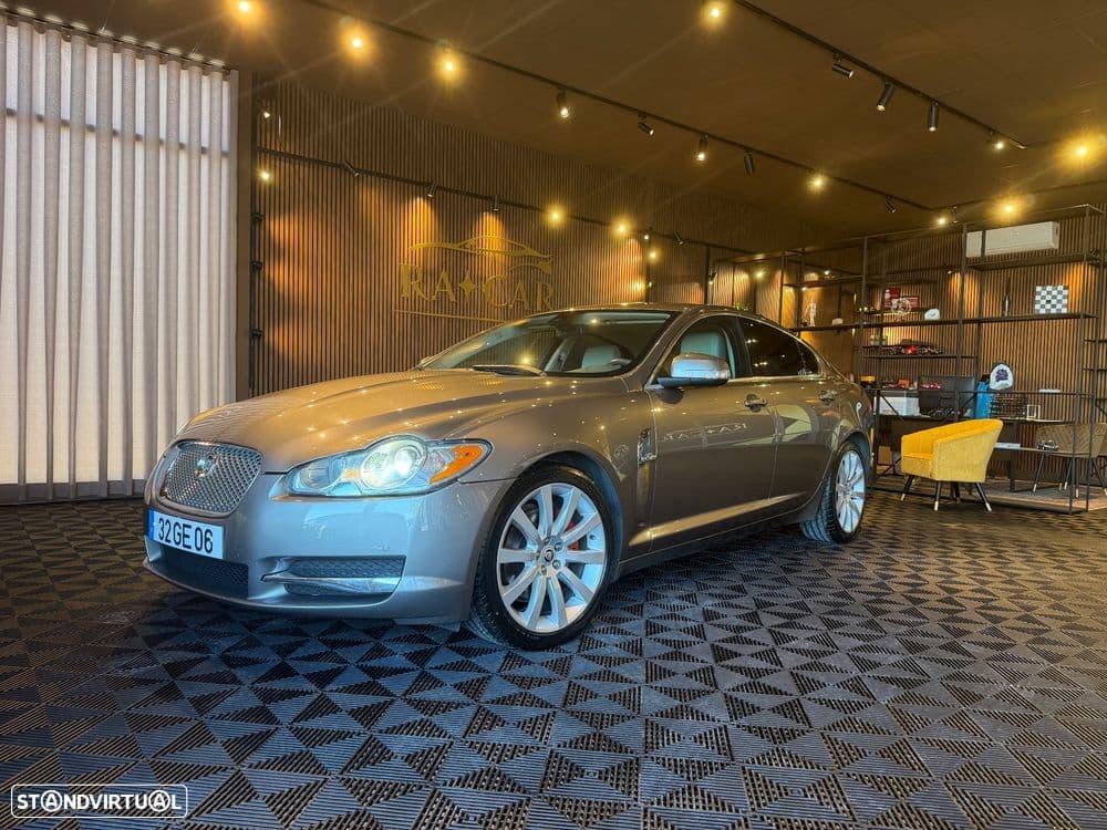Jaguar XF 4.2 V8 Premium Luxury